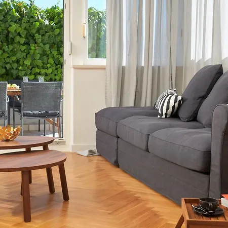 Apartment By Cvita Split